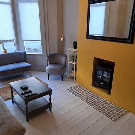 Three Bedroomed House In Моркамб Екстериор снимка